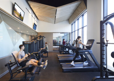 10 Bay McMaster exercise room